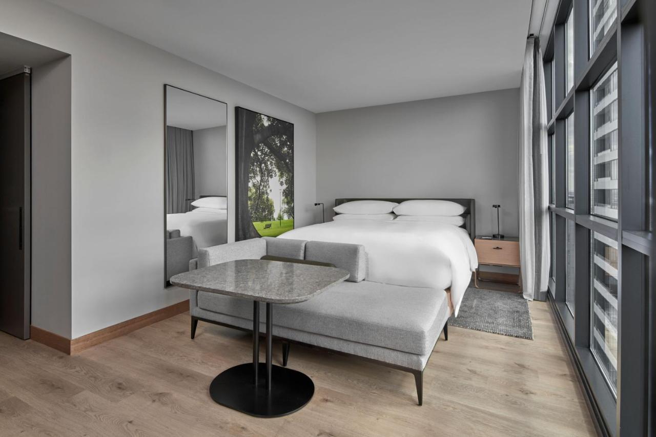 Hotel Courtyard By Marriott Melbourne Flagstaff Gardens Zewnętrze zdjęcie
