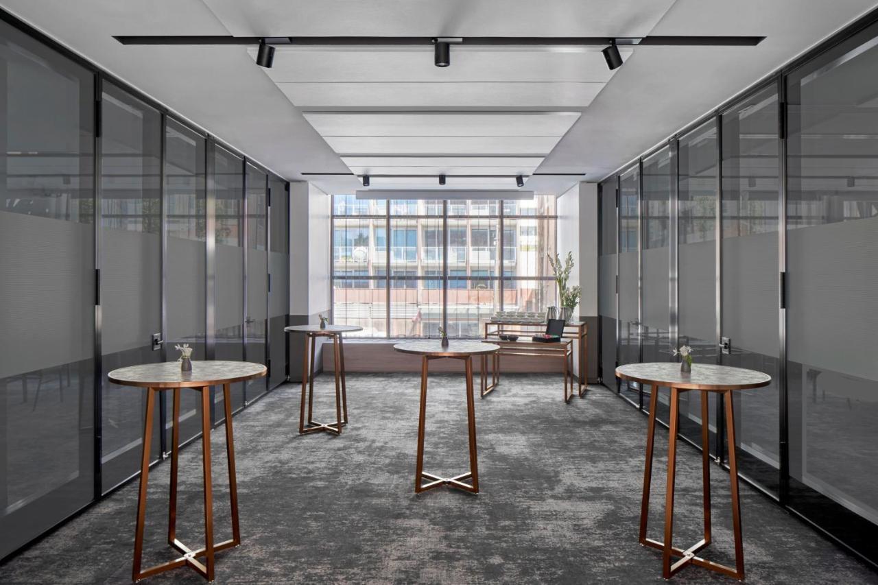 Hotel Courtyard By Marriott Melbourne Flagstaff Gardens Zewnętrze zdjęcie