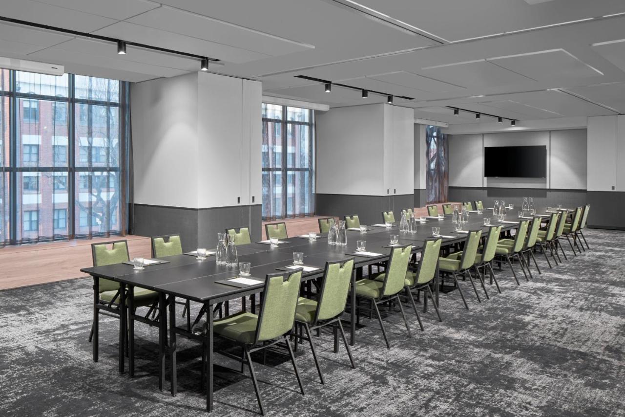 Hotel Courtyard By Marriott Melbourne Flagstaff Gardens Zewnętrze zdjęcie